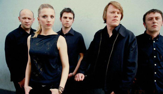 Read more about the article The Bambi Molesters – koncerti