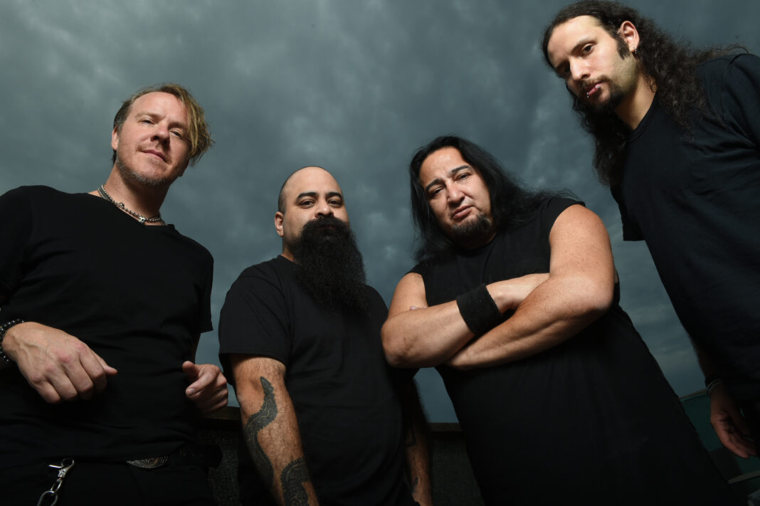 Pročitajte više o članku Fear Factory slave 25. obljetnicu albuma “Demanufacture” s reizdanjem na trostrukom vinilu u boji