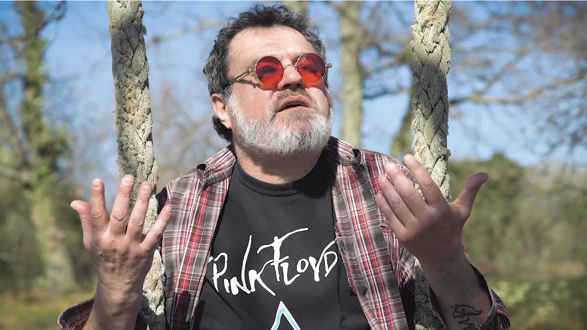 Pročitajte više o članku Alen Vitasović i YouTube fenomen Ričard novi hit “Ili Si Ili Nisi” posvećuju obećanjima političara koja su prohujala s vihorom