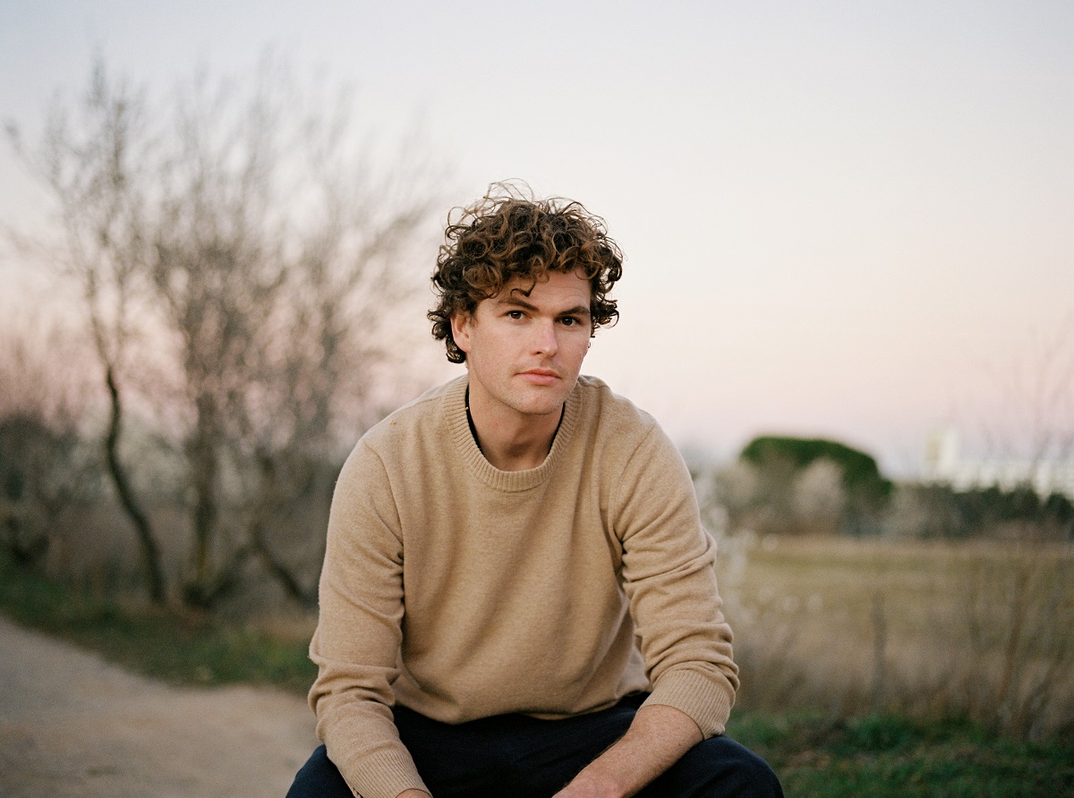Pročitajte više o članku Vance Joy objavio zadivljujući album inspiriran starim prijateljima, novim sjećanjima i pronalaskom ljubavi