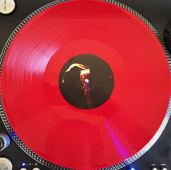 QUEENS OF THE STONE AGE - IN TIMES NEW ROMAN ltd red vinyl LP2 - Slika 2