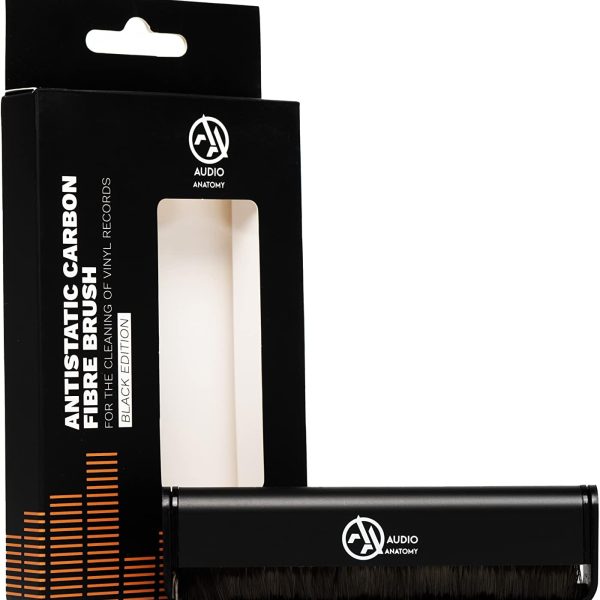 PRIBOR – Carbon Fibre Brush – Black